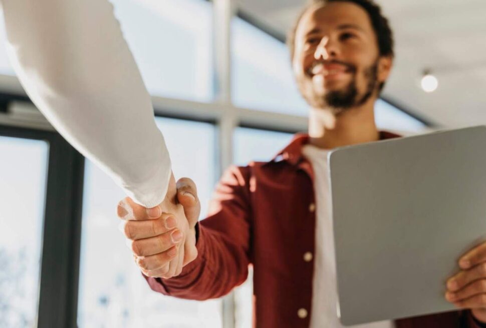 Die 5 besten Personaldienstleister für Büro und Verwaltung in Schwerin – Verwaltungspositionen mit kompetenten Fachkräften besetzen
